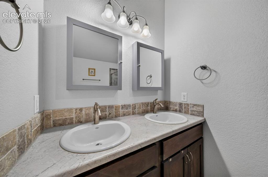 1005 N Kirkwood Drive Pueblo CO 81007