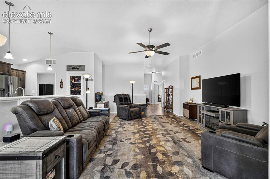 1005 N Kirkwood Drive Pueblo CO 81007