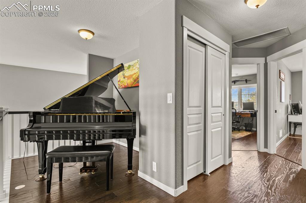 2512 Willow Glen Drive Colorado Springs CO 80920