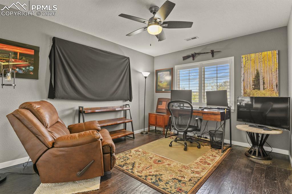 2512 Willow Glen Drive Colorado Springs CO 80920