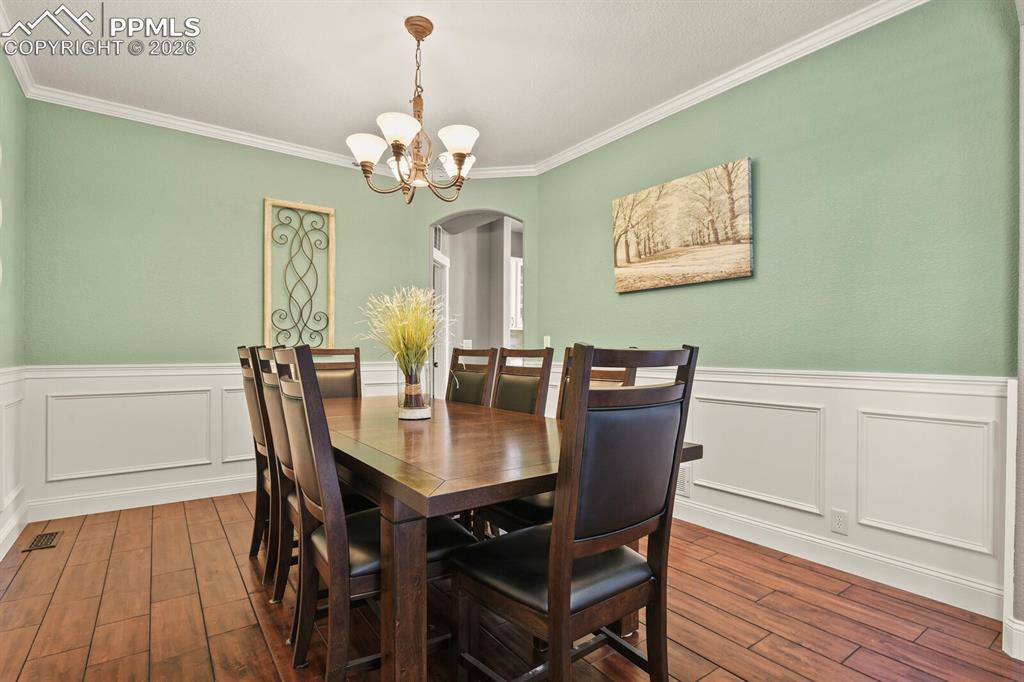 2512 Willow Glen Drive Colorado Springs CO 80920