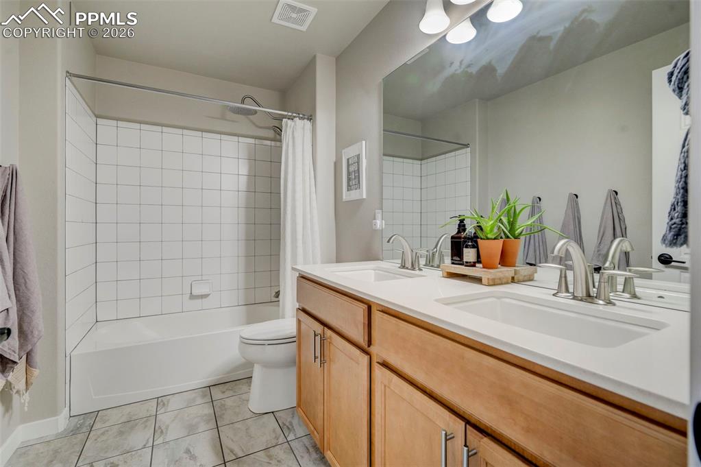 8182 Wheatland Drive Colorado Springs CO 80908