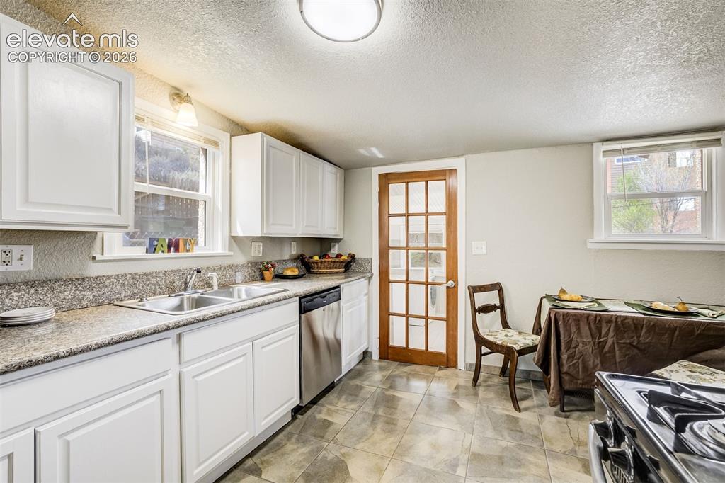542 W Boulder Street Colorado Springs CO 80905
