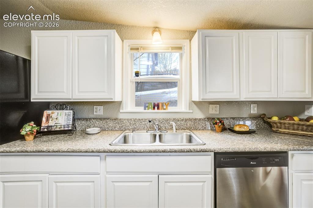 542 W Boulder Street Colorado Springs CO 80905