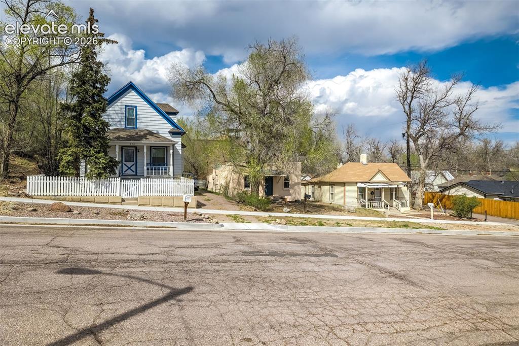 542 W Boulder Street Colorado Springs CO 80905