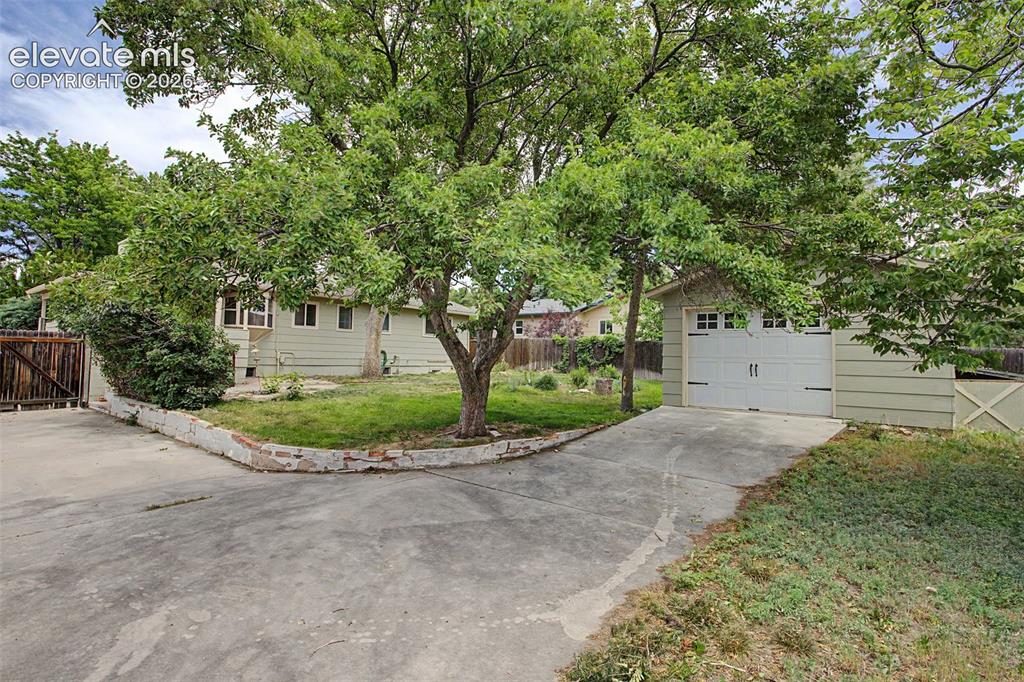 405 Redwood Drive Colorado Springs CO 80907