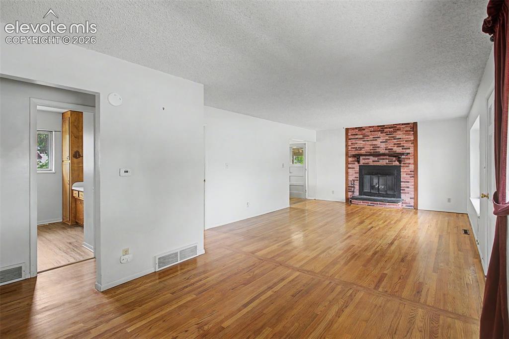 405 Redwood Drive Colorado Springs CO 80907