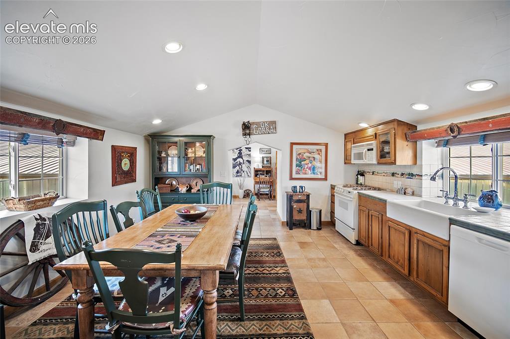 3572 White Bear Point Colorado Springs CO 80921