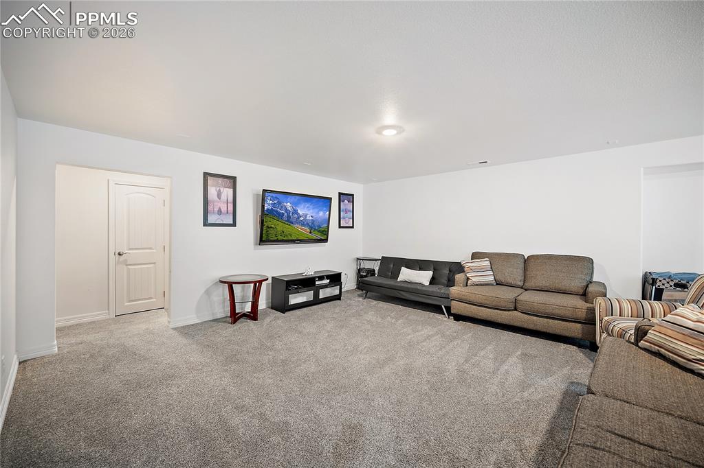 6618 Cumbre Vista Way Colorado Springs CO 80924