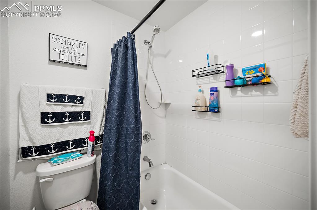 6618 Cumbre Vista Way Colorado Springs CO 80924