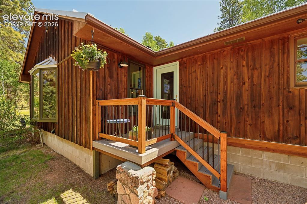 8285 Packard Lane Green Mountain Falls CO 80819