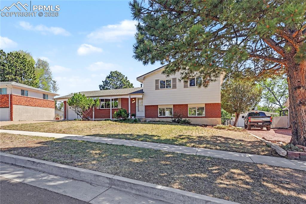 744 Ellston Street Colorado Springs CO 80907