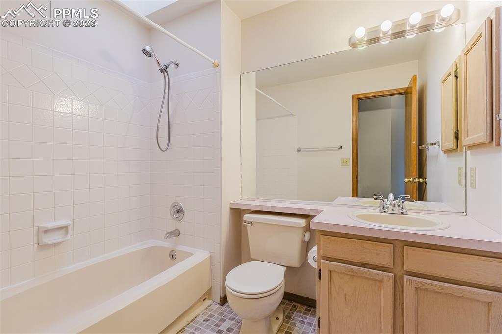 6910 Sproul Lane Colorado Springs CO 80918