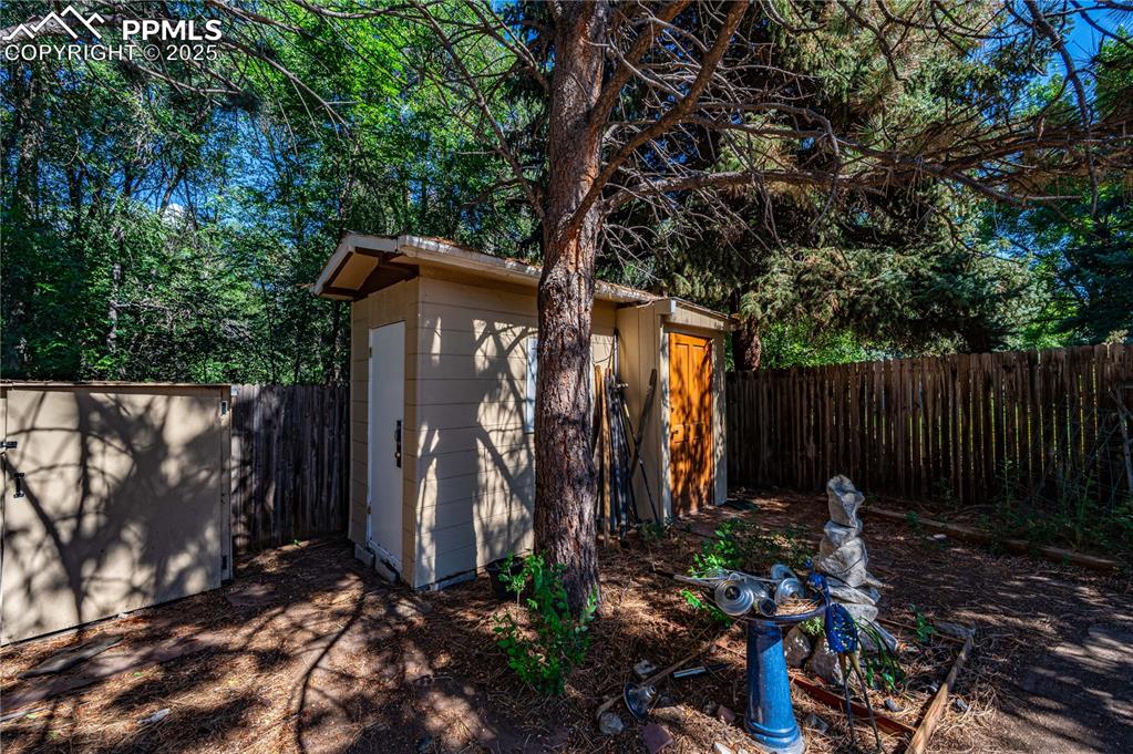 4016 Goldenrod Drive Colorado Springs CO 80918