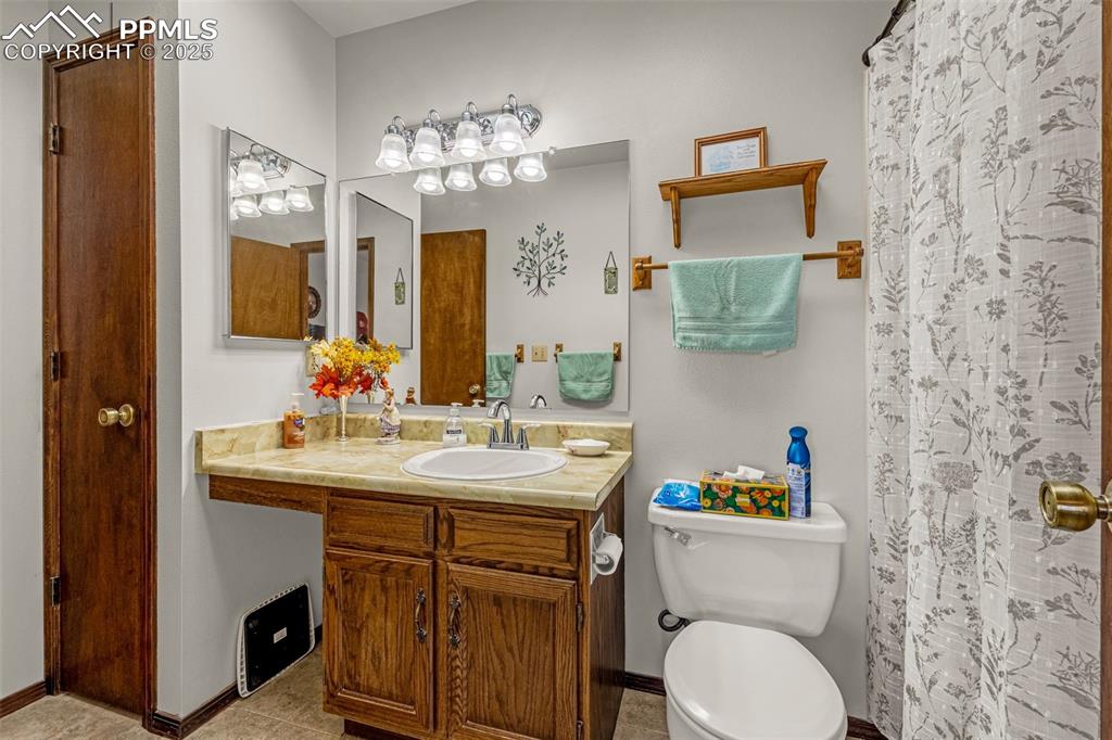 4775 W Old Farm Circle Colorado Springs CO 80917