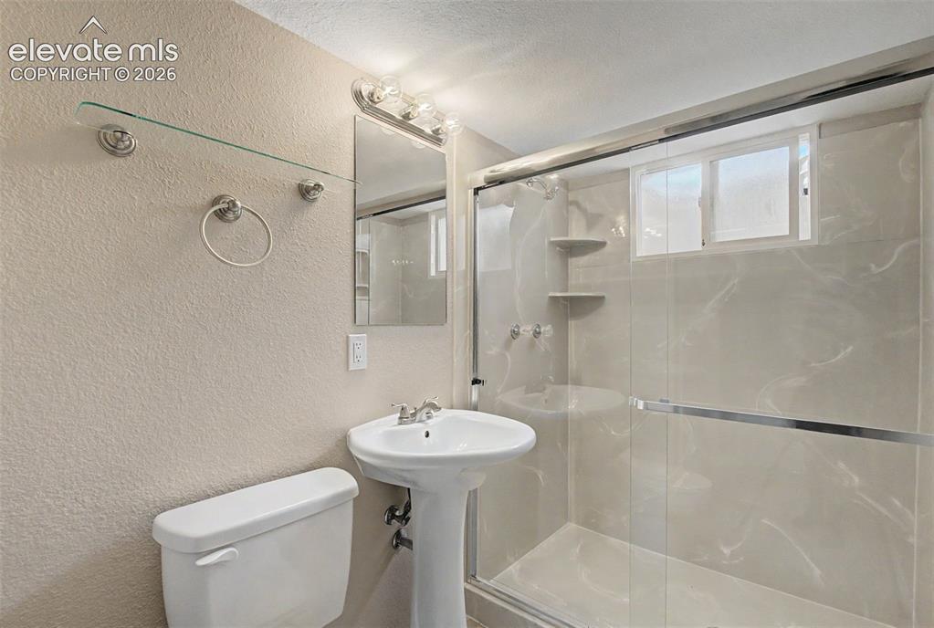 3811 Dixon Way Colorado Springs CO 80909