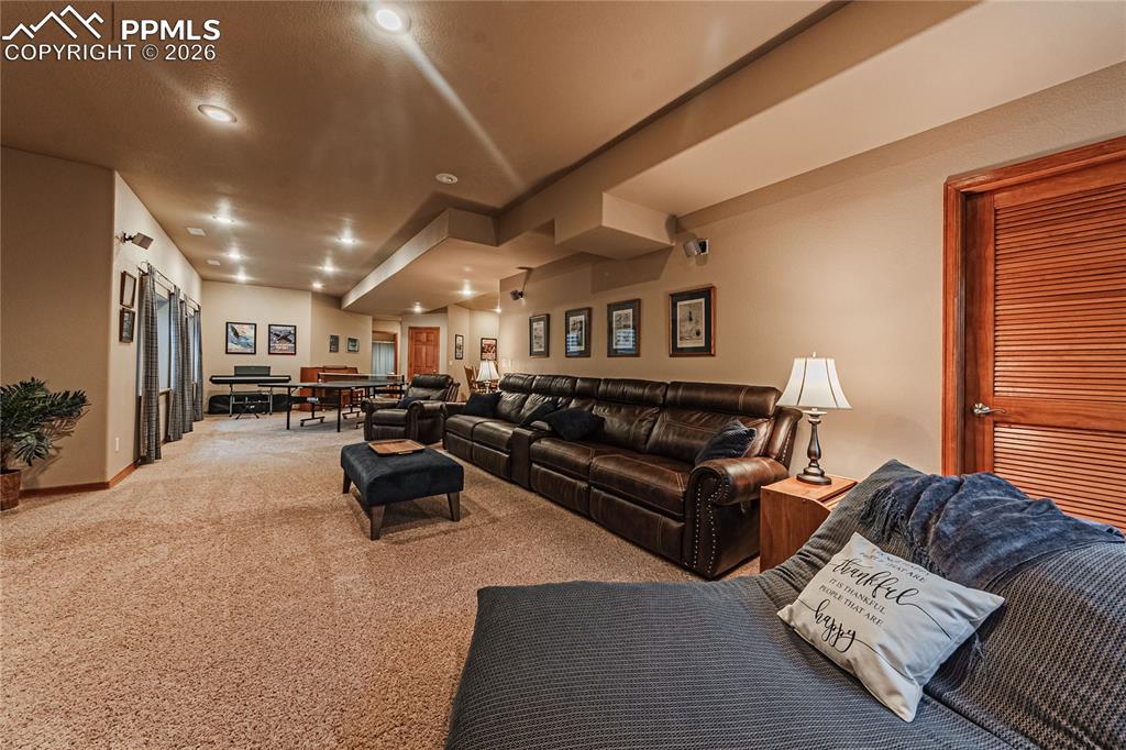 1630 Oakmont Drive Colorado Springs CO 80921