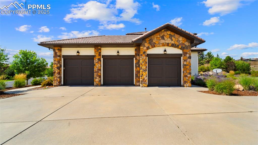 13625 Random Ridge View Colorado Springs CO 80921