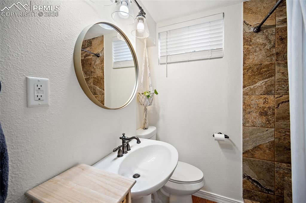 1418 Cooper Avenue Colorado Springs CO 80907