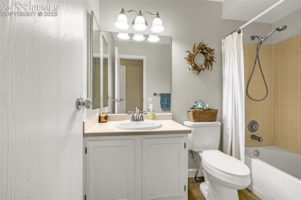 1240 Quinlan Court Colorado Springs CO 80911