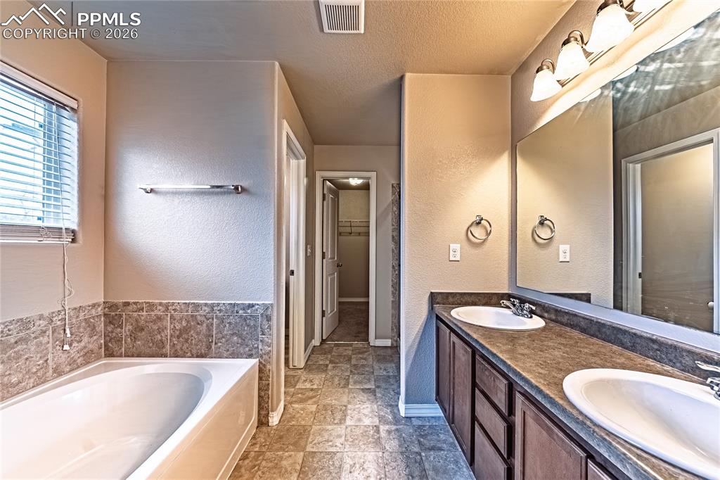 4028 Creek Legend View Colorado Springs CO 80911