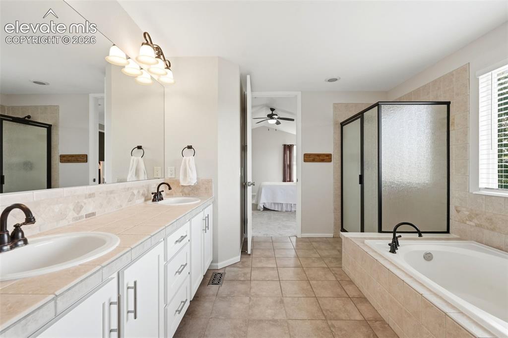 22102 E Ida Place Aurora CO 80015