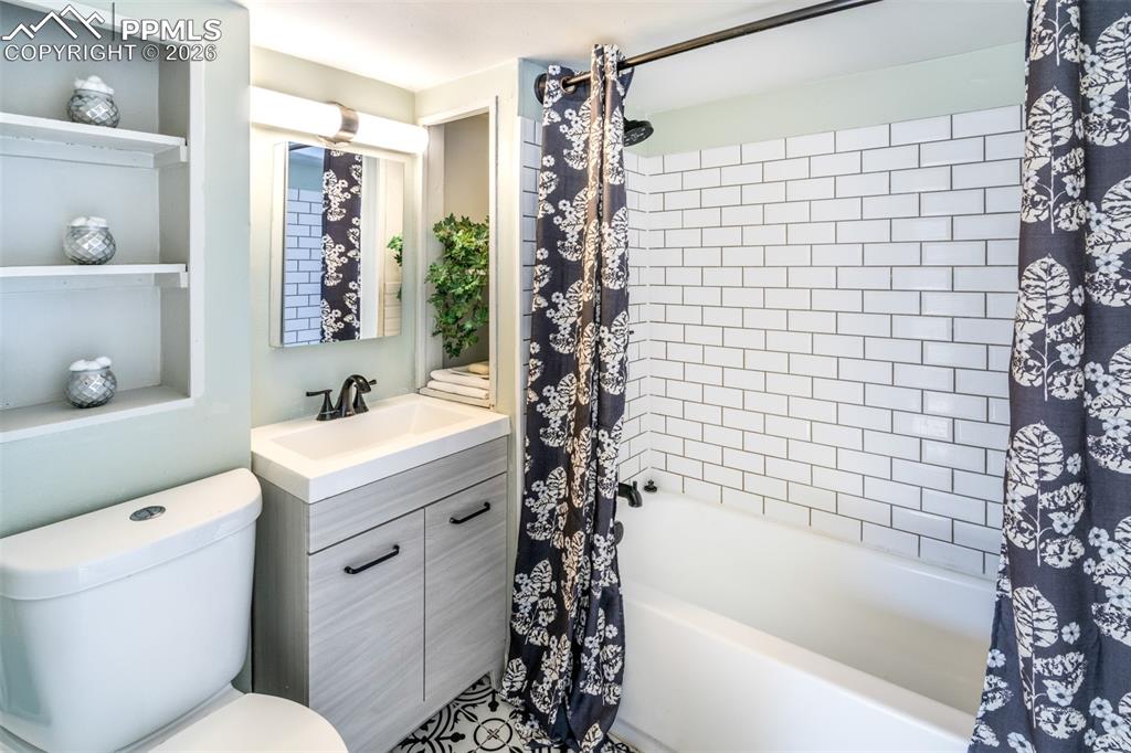 2201 W Warren Avenue Englewood CO 80110