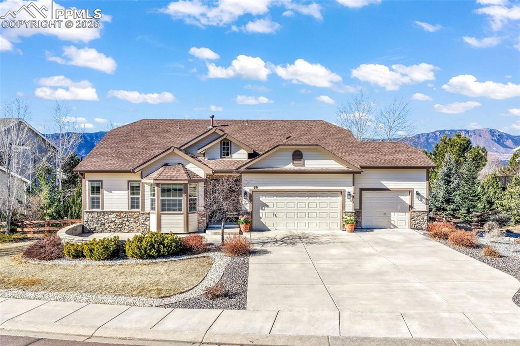69 Saber Creek Drive Monument CO 80132