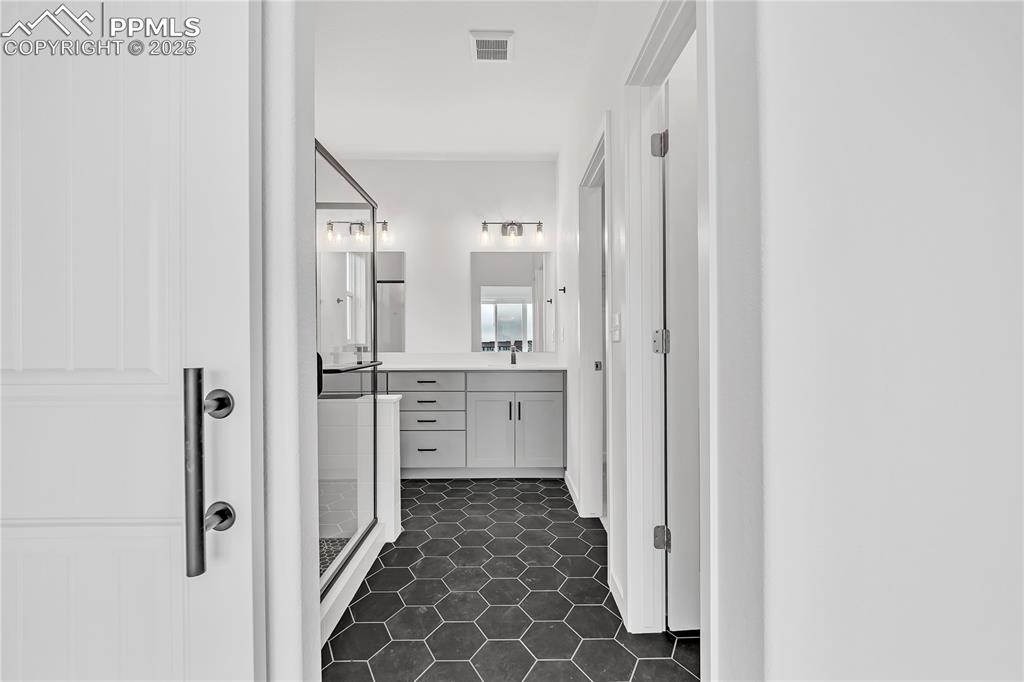 8172 Manor House Way Colorado Springs CO 80908