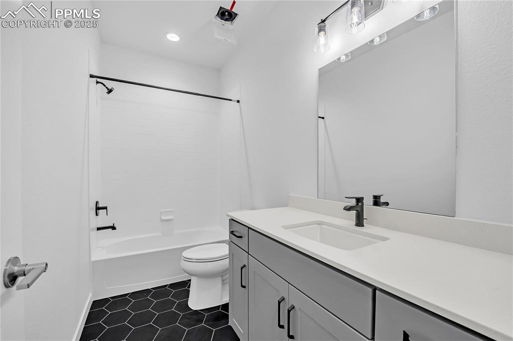 8172 Manor House Way Colorado Springs CO 80908