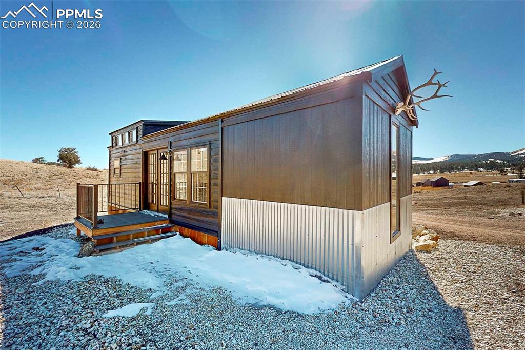 10589 County Road 102 Guffey CO 80820