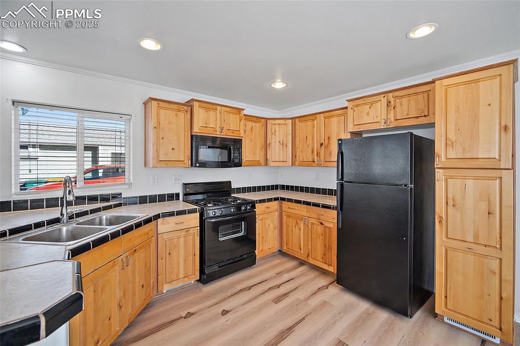 4360 Gray Fox Heights Colorado Springs CO 80922