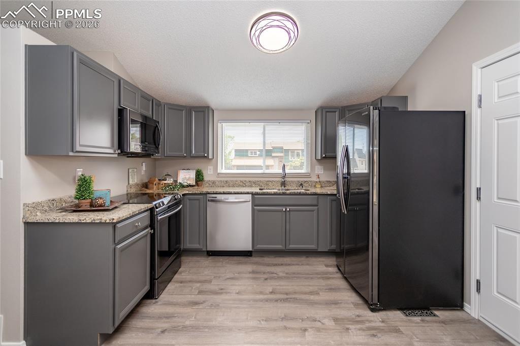 2982 Valarie Circle Colorado Springs CO 80917