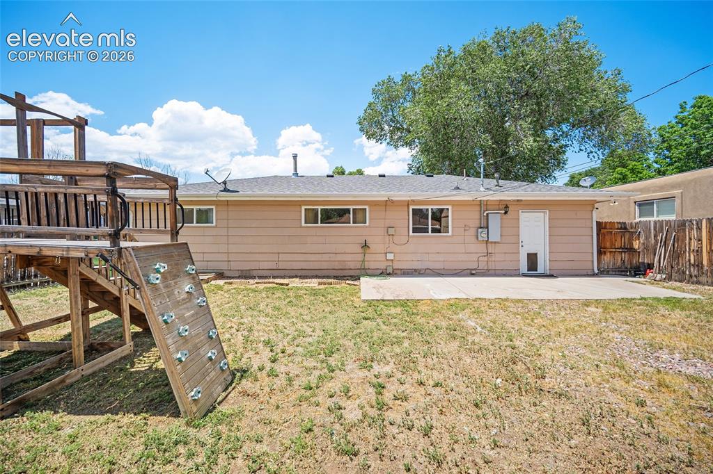 125 Larch Drive Colorado Springs CO 80911