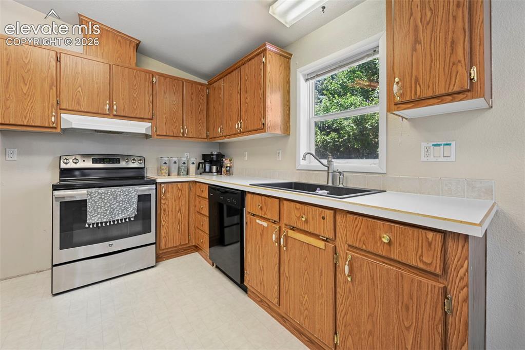 7659 Marmot Point Colorado Springs CO 80922