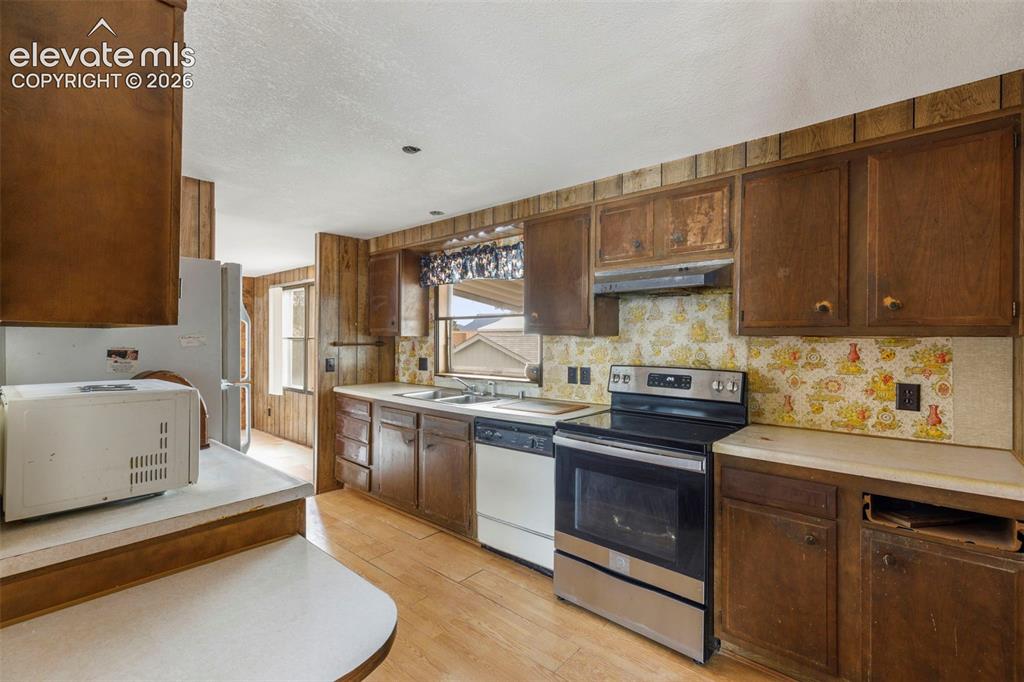 205 N Murray Boulevard Colorado Springs CO 80916