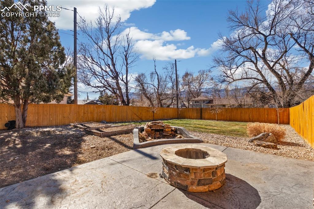 226 Bassett Drive Colorado Springs CO 80910