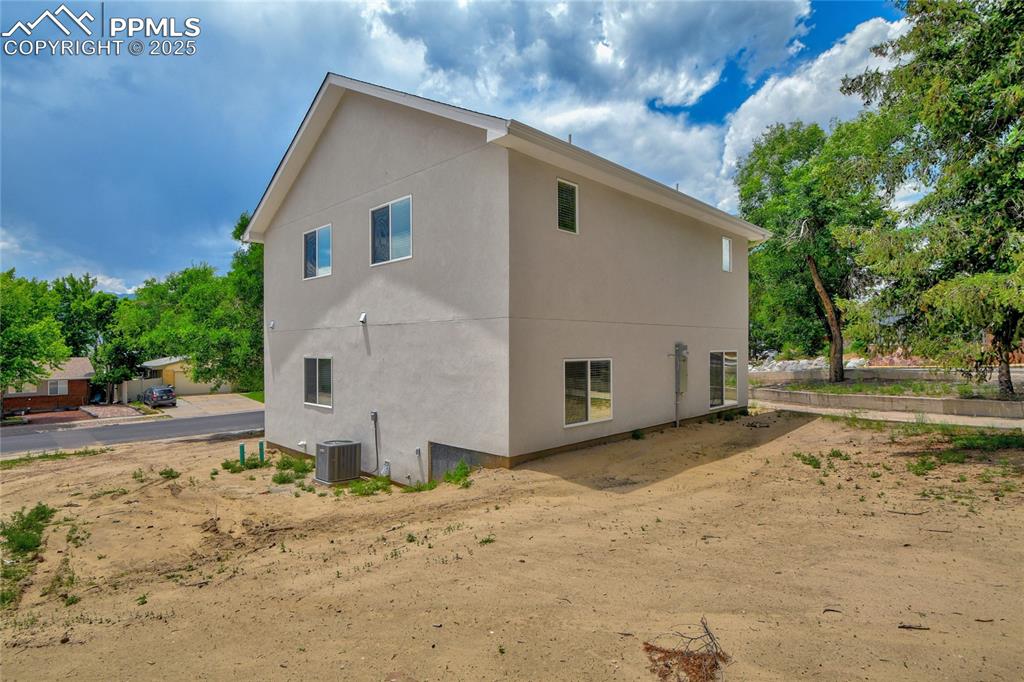 1422 Acacia Drive Colorado Springs CO 80907