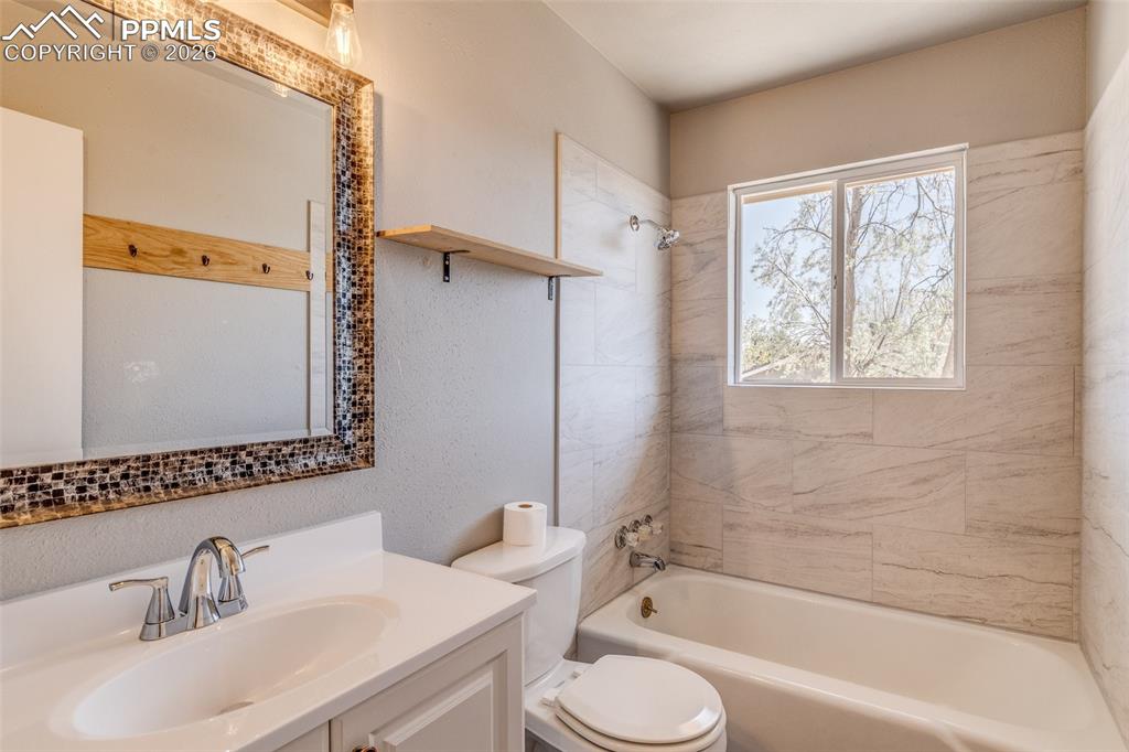 6095 Del Rey Drive Colorado Springs CO 80918