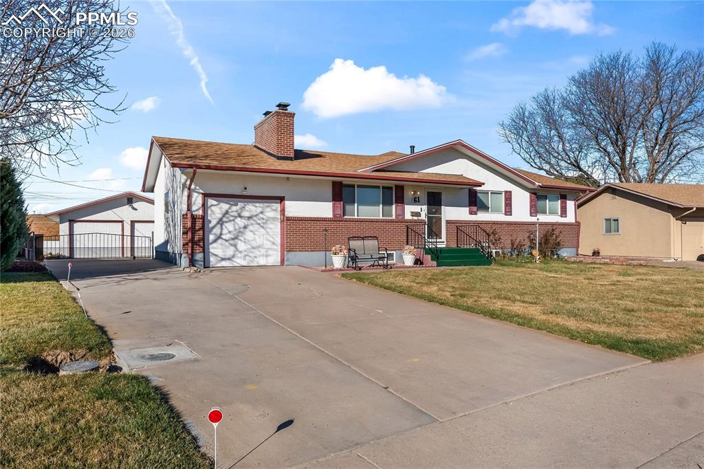 61 Radcliff Lane Pueblo CO 81005