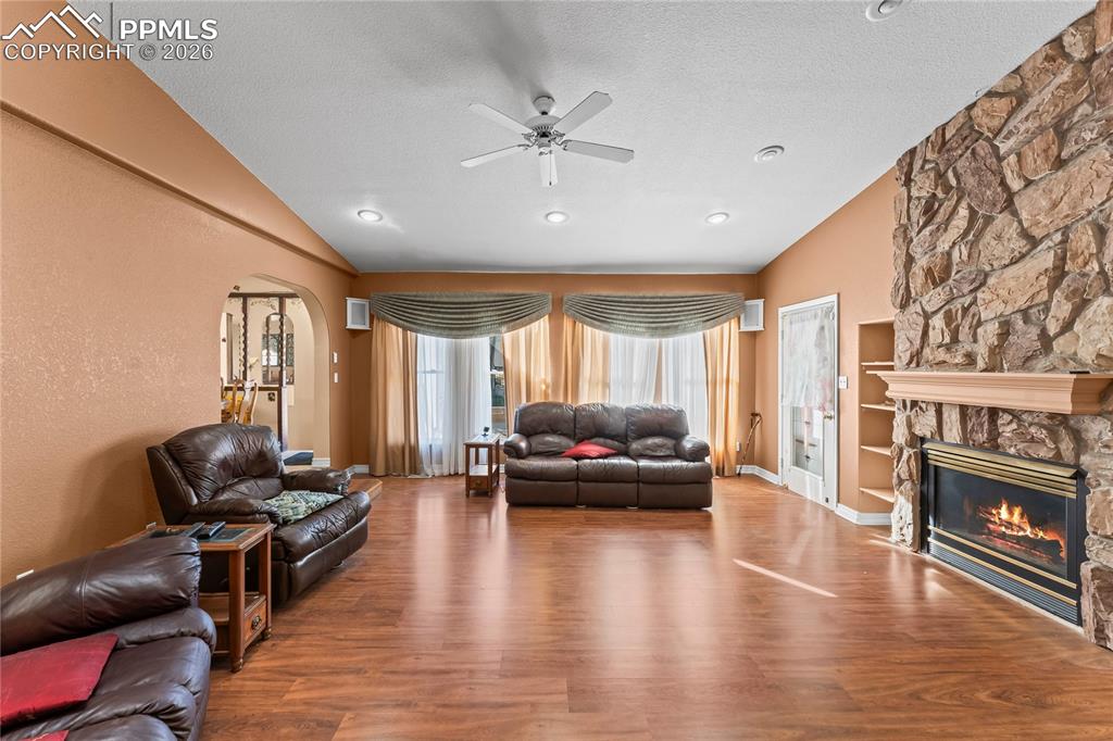 61 Radcliff Lane Pueblo CO 81005