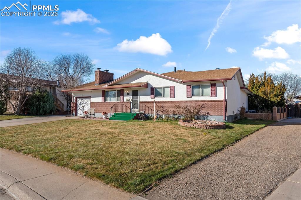 61 Radcliff Lane Pueblo CO 81005