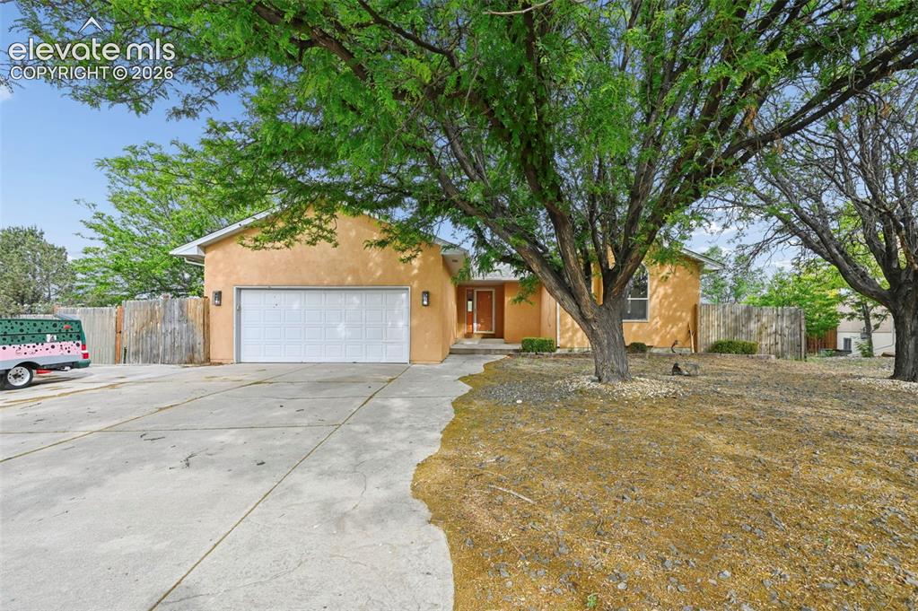 979 S Alexis Lane Pueblo CO 81007