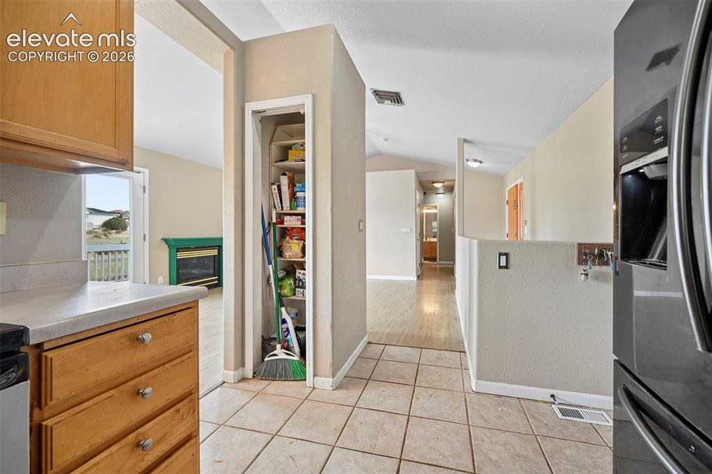 979 S Alexis Lane Pueblo CO 81007