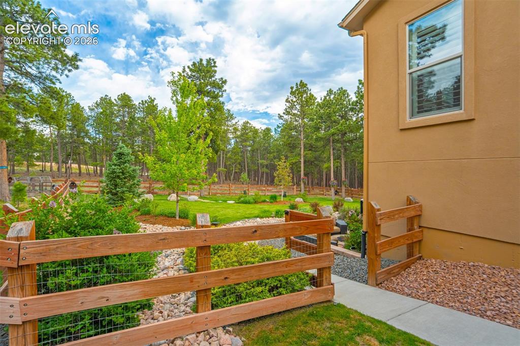 1542 Summerglow Lane Monument CO 80132