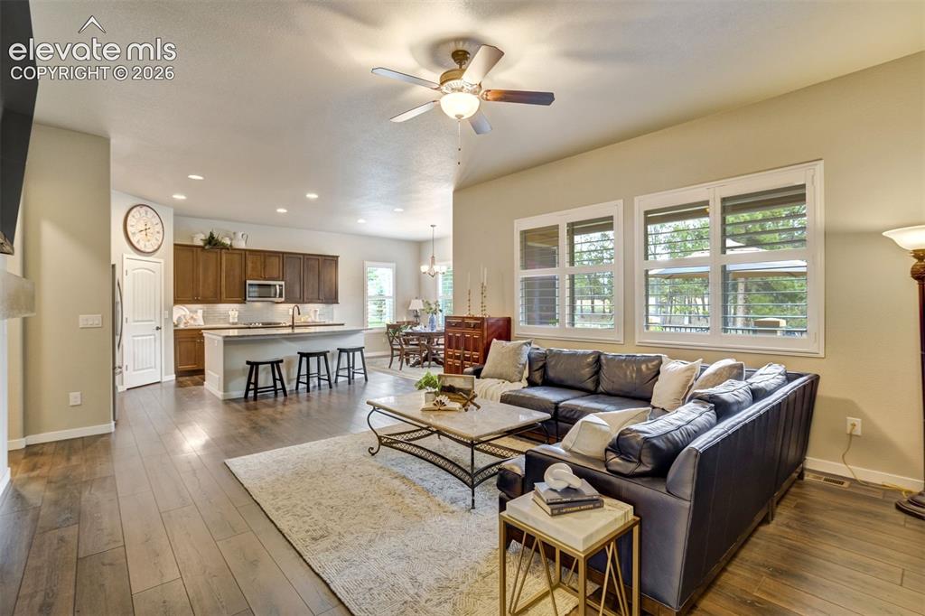 1542 Summerglow Lane Monument CO 80132