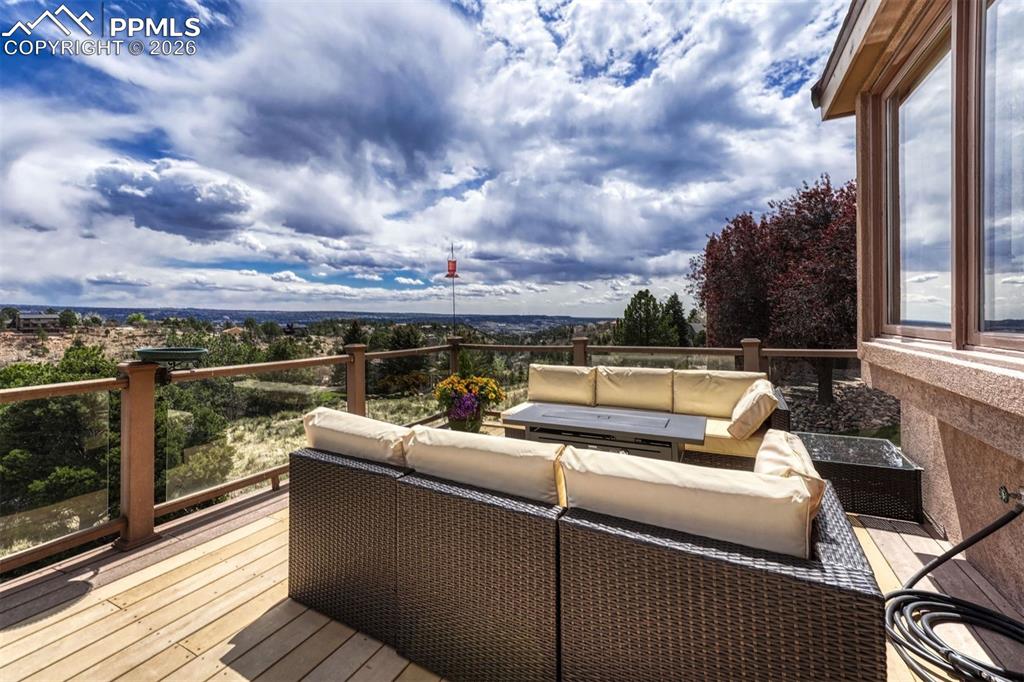2255 Oak Hills Drive Colorado Springs CO 80919