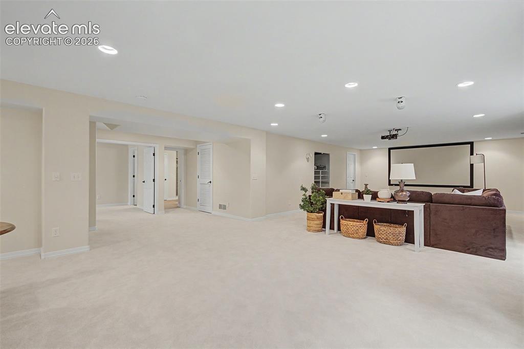 2528 Willow Glen Drive Colorado Springs CO 80920