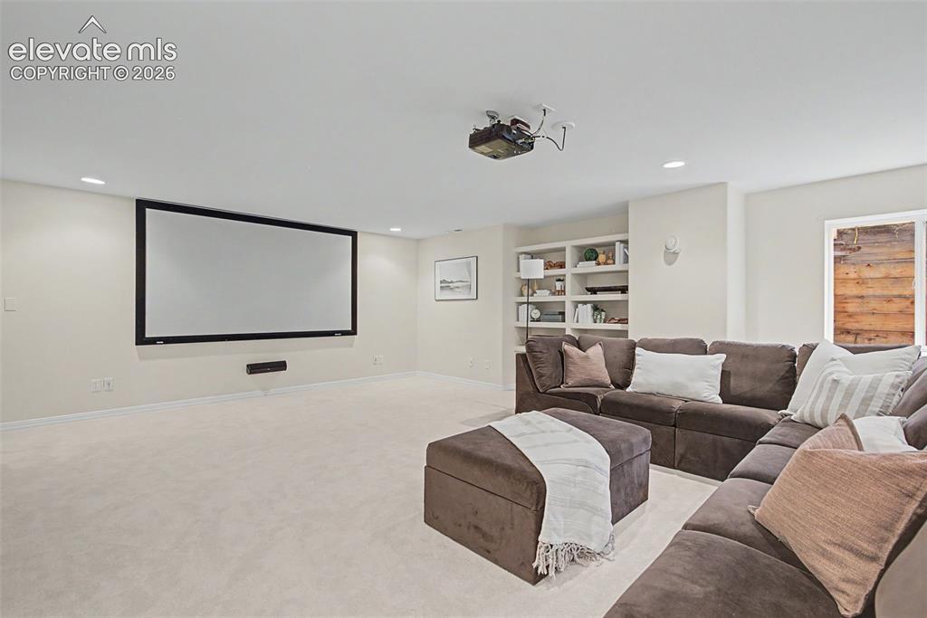 2528 Willow Glen Drive Colorado Springs CO 80920