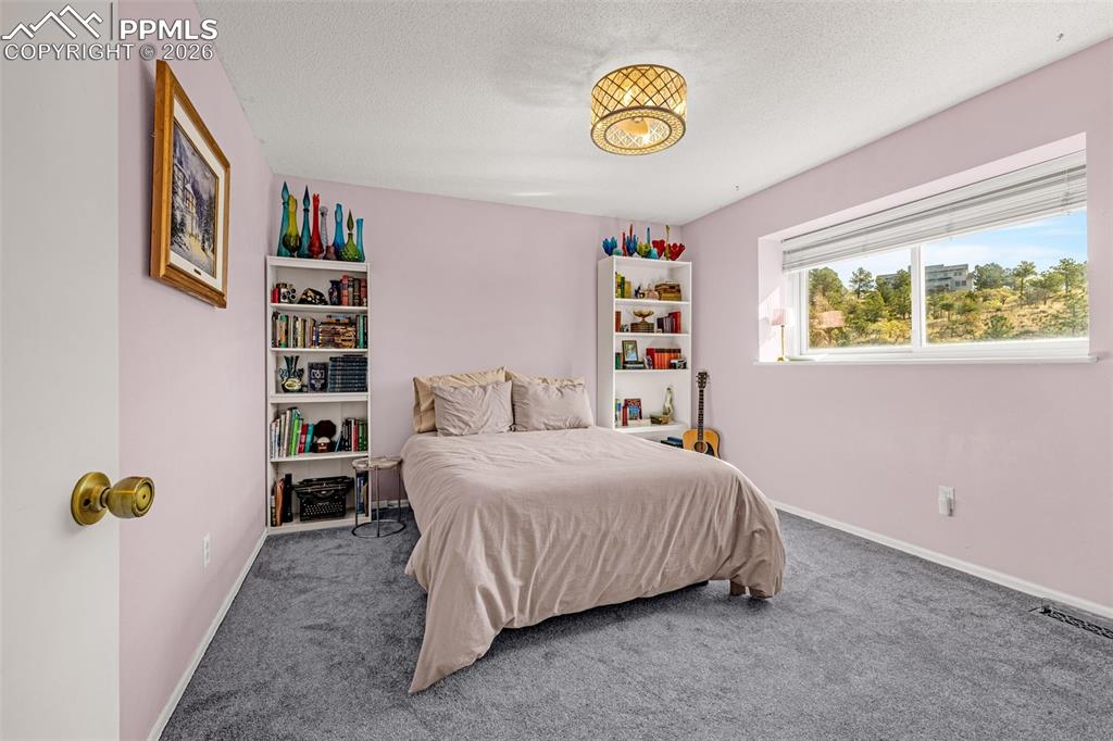 6992 Oak Valley Drive Colorado Springs CO 80919